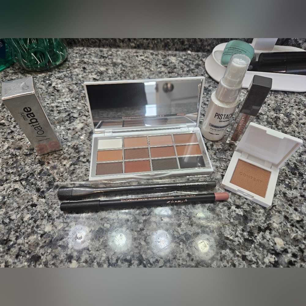 Mini Makeup Bundle